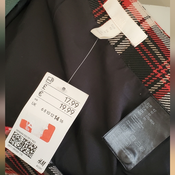H&M Plaid Skirt - Picture 4 of 4